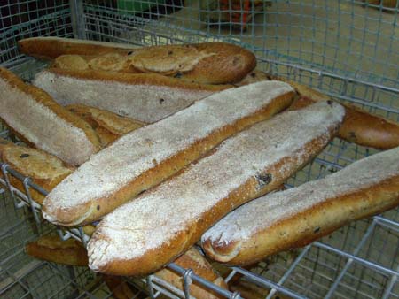 BREAD BAKED WITH BAKER'S BEST DECK  OVENS (2)